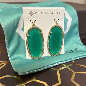 NWT Kendra Scott Danielle Green